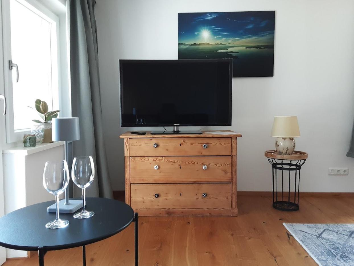 Ferienwohnung Poelzl 키엠민크 외부 사진